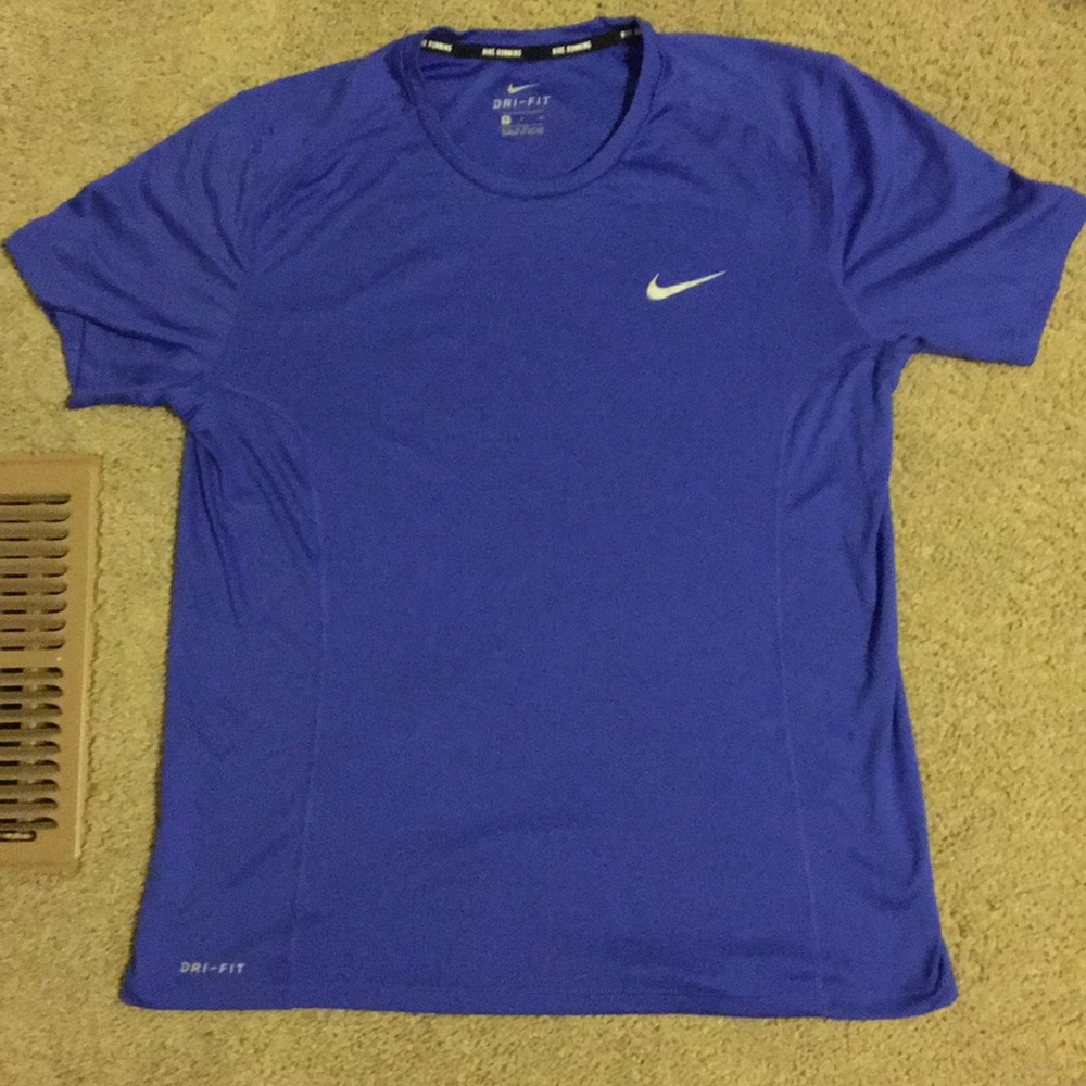 Men’s dri-fit reflective running Nike t-shirt